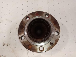 2014-2023 Jeep Cherokee Hub Assembly - Rear (Used OEM)