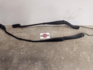 2017-2023 Tesla 3 Windshield Wiper Arm Set - Front (Used OEM)