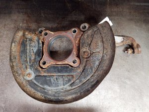 2010-2014 Lincoln Mark LT Front Steering Knuckle - Right (Passenger) (Used OEM)