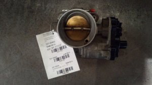 2003-2004 GMC Envoy XL Fuel Injection Throttle Body (Used OEM)