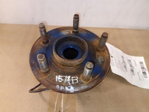 1999-2000 Cadillac Escalade Front Wheel Hub Assembly - Left (Driver) (Used OEM)