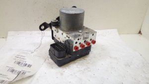 2013-2014 Toyota Tacoma ABS Control Module and Pump Assembly (Used OEM)