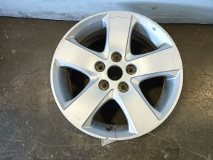 2006-2013 Suzuki Grand Vitara 16x6.5 Silver Painted Aluminum Wheel (Used OEM)