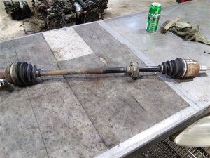 1996-1998 Honda Civic Drive Axle Shaft - Left (Driver) (Used OEM)