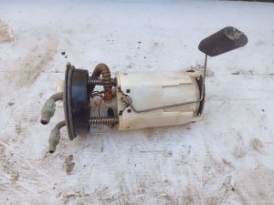 2002-2004 GMC Envoy XL Fuel Pump (Used OEM)