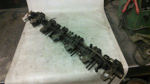  Volvo VNL Engine Rocker Arm Shaft Assembly (Used OEM)