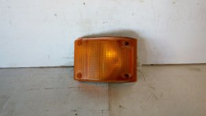 1988-1995 Isuzu Pickup Orange Front Park and Turn Signal Light Assembly - Right (Passenger) (Used OEM)