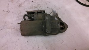 2001-2002 GMC Sierra 2500 HD Starter Motor (Used OEM)