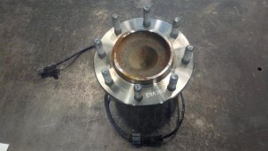 2018-2024 GMC Savana 2500 Front Hub Assembly (Used OEM)
