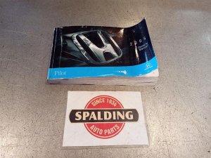 2005 Honda Pilot Owners Manual (Used OEM)