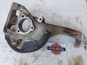 2003-2005 Lincoln Aviator Front Steering Knuckle - Right (Passenger) (Used OEM)