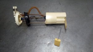 1999-2002 GMC Sierra 2500 HD Fuel Pump (Used OEM)