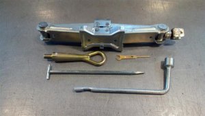 2003-2008 INFINITI FX45 Scissor Jack with Tools (Used OEM)