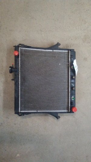 2009-2010 GMC Canyon Radiator (Used OEM)
