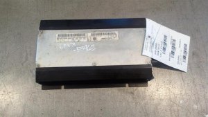 2004-2006 Volkswagen Touareg 12-Channel Audio Amplifier (Used OEM)