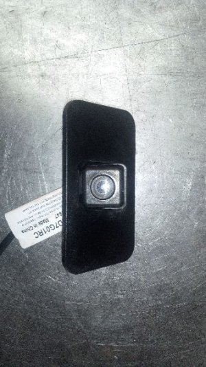 2015-2020 Chevrolet Suburban Tailgate Mounted Rear View Backup Camera (Used OEM)
