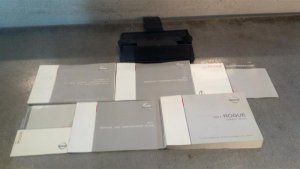 2011 Nissan Rogue Owners Manual (Used OEM)