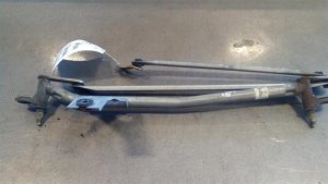 2001-2006 Mazda Tribute Windshield Wiper Motor - Front (Used OEM)