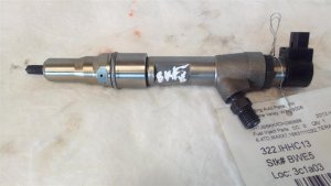  International 4300 Fuel Injector (Used OEM)