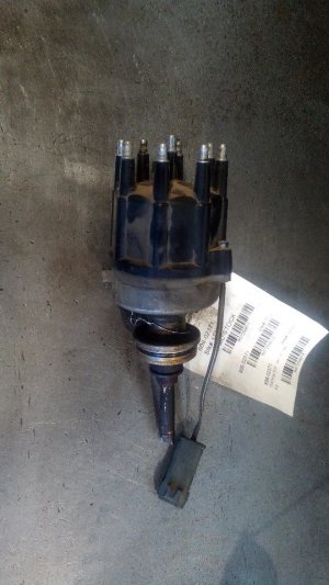 1998-2003 Dodge Durango Distributor (Used OEM)
