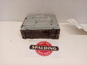 2018-2022 GMC Terrain AM/FM Radio Receiver (Used OEM)