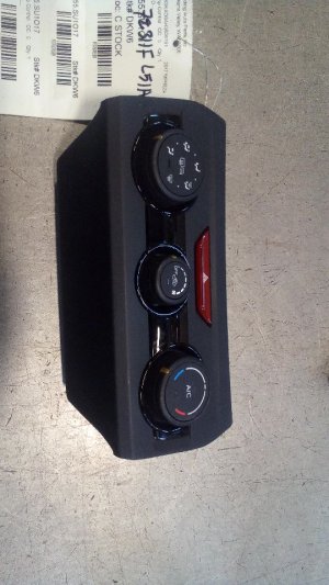 2017-2023 Subaru Impreza Manual Temperature Control Module (Used OEM)