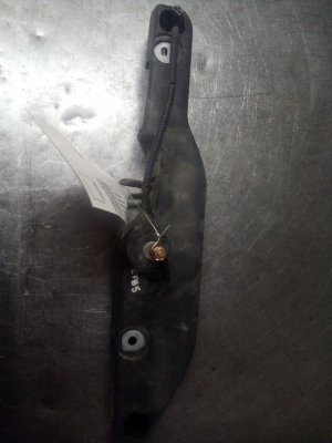 2003-2008 Pontiac Vibe Windshield Wiper Motor - Rear (Used OEM)