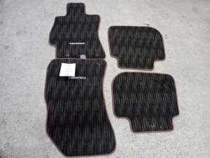 2011-2023 Chrysler 300 Brown Floor Mat (Used OEM)