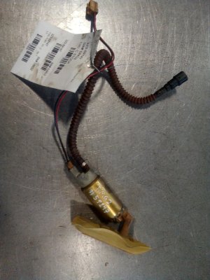 1999 Nissan Frontier Fuel Pump (Used OEM)