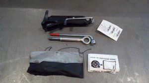 2001-2009 Volvo S60 Scissor Jack with Tool Kit (Used OEM)