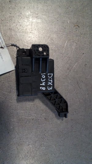 2017-2018 Toyota RAV4 Temperature Control Module (Used OEM)