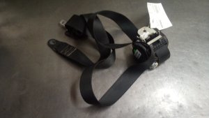 2005-2007 Ford Focus Gray Seat Belt Assembly with Pretensioner - Front (Used OEM)