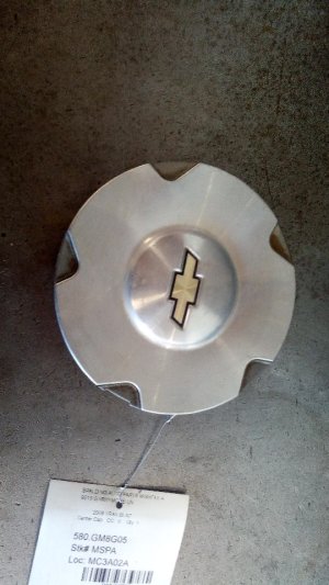 2003-2006 GMC Envoy XL Wheel Cap (Used OEM)