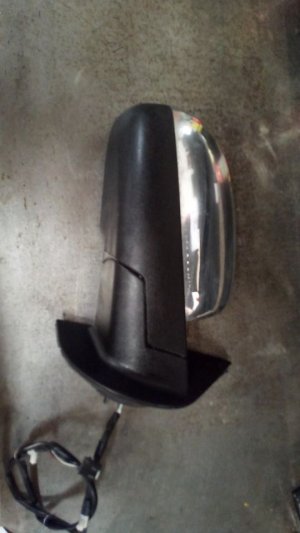 2010-2014 GMC Sierra 2500 HD Black Power Door/Side View Mirror - Right (Passenger) (Used OEM)
