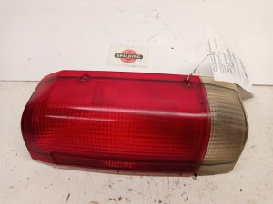1988-1990 Ford F-550 Super Duty Tail Light - Right (Passenger) (Used OEM)