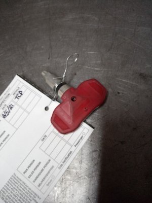 2005-2006 GMC Yukon Tire Pressure Monitoring System (TPMS) Sensor (Used OEM)