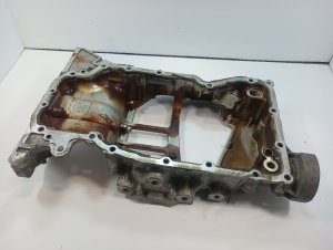 2013-2015 Nissan Altima Upper Engine Oil Pan (Used OEM)