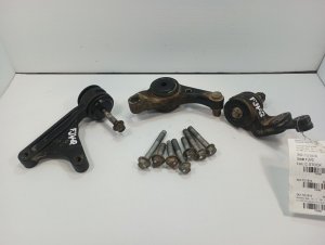 2008-2022 Toyota Sequoia Front Differential Mount Bracket Kit (Used OEM)
