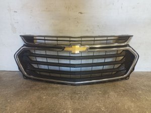 2018-2021 Chevrolet Traverse Black Upper Grille (Used OEM)
