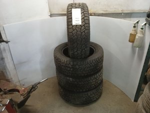 2007-2026 Chevrolet Tahoe 275/55R20 All-Terrain Tire (Used OEM)