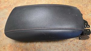 2013-2016 Ford Fusion Black Front Floor Console Assembly (Used OEM)