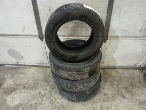 2007-2012 Hyundai Santa Fe Caldera Confidence 225/65R17 Tire (Used OEM)