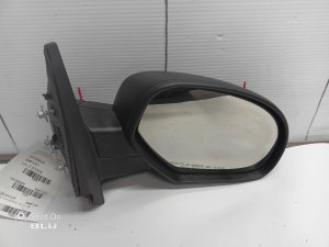 2007-2013 Chevrolet Silverado 1500 Black Manual Door/Side View Mirror - Right (Passenger) (Used OEM)