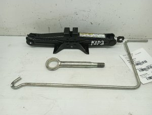 2012-2016 Subaru Impreza Scissor Jack with Tool Kit (Used OEM)