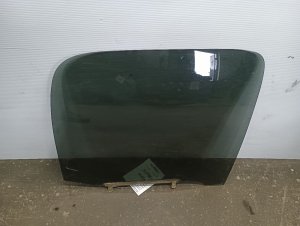 2001-2004 Toyota Tacoma Privacy Tint Rear Door Window Glass - Right (Passenger) (Used OEM)