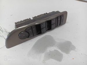2007-2014 GMC Yukon Gray Master Power Window and Door Lock Switch with Power Folding Mirrors - Left (Driver) (Used OEM)
