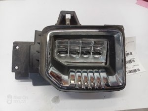 2020-2023 GMC Sierra 2500 HD Fog Light - Right (Passenger) (Used OEM)