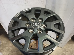 2025-2026 Toyota 4Runner 17x7 Painted Charcoal Alloy Wheel (Used OEM)