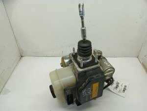 2005-2009 Toyota 4Runner ABS Control Module and Actuator Assembly (Used OEM)