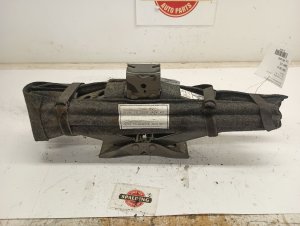 2015-2020 Ford F-150 Scissor Jack with Tools (Used OEM)